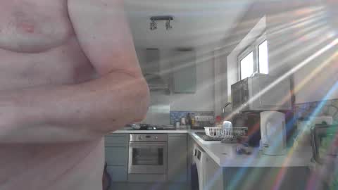 Jimmy Benido online show from 24, 4, 2026