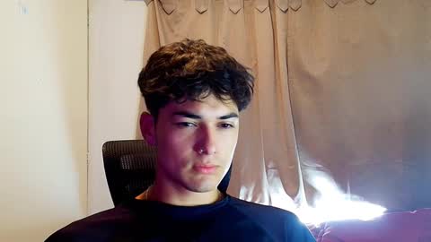 Snapshot of jimmy_classic chatting on 4, 12, 2025 jimmy_classic online show from 4, 12, 2025