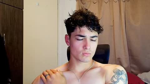 Snapshot of jimmy_classic chatting on 4, 12, 2025 jimmy_classic online show from 4, 12, 2025