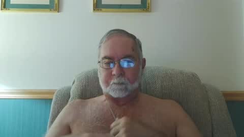 Snapshot of jimpatm chatting on 6, 10, 2025 Jim online show from 6, 10, 2025