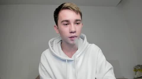 Snapshot of jimyti_bad_boy chatting on 16, 1, 2025 jimyti_bad_boy online show from 16, 1, 2025