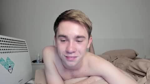 Snapshot of jimyti_bad_boy chatting on 24, 1, 2025 jimyti_bad_boy online show from 24, 1, 2025