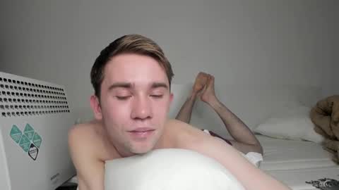 Snapshot of jimyti_bad_boy chatting on 25, 1, 2025 jimyti_bad_boy online show from 25, 1, 2025