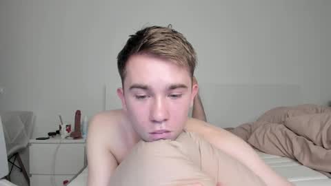 Snapshot of jimyti_bad_boy chatting on 5, 3, 2025 jimyti_bad_boy online show from 5, 3, 2025