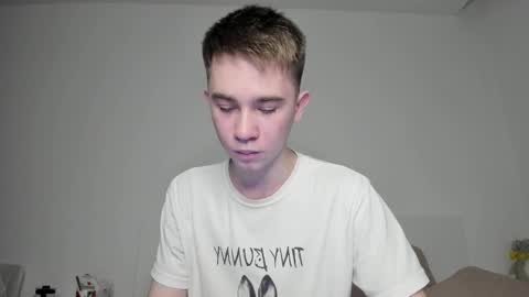 Snapshot of jimyti_bad_boy chatting on 9, 3, 2025 jimyti_bad_boy online show from 9, 3, 2025