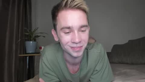 Snapshot of jimyti_bad_boy chatting on 11, 9, 2025 jimyti_bad_boy online show from 11, 9, 2025