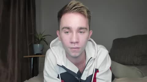 Snapshot of jimyti_bad_boy chatting on 24, 9, 2025 jimyti_bad_boy online show from 24, 9, 2025