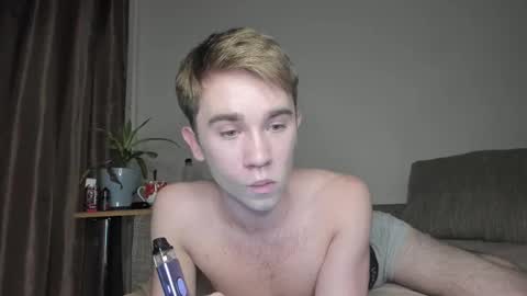 Snapshot of jimyti_bad_boy chatting on 7, 11, 2025 jimyti_bad_boy online show from 7, 11, 2025