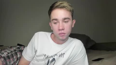 Snapshot of jimyti_bad_boy chatting on 18, 11, 2025 jimyti_bad_boy online show from 18, 11, 2025