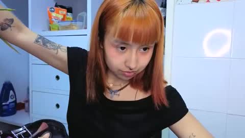 Minaa  online show from 9, 9, 2025