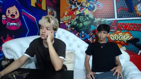 Snapshot of jisus_cat chatting on 12, 9, 2025 Jisus online show from 12, 9, 2025