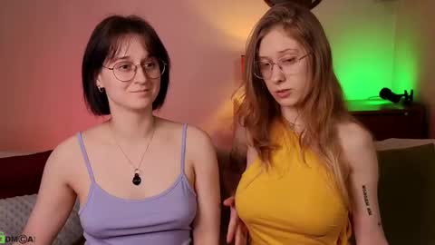 Snapshot of jitoon_exe chatting on 23, 2, 2025 Hey Guys We are Julia ginger Tina brunette online show from 23, 2, 2025