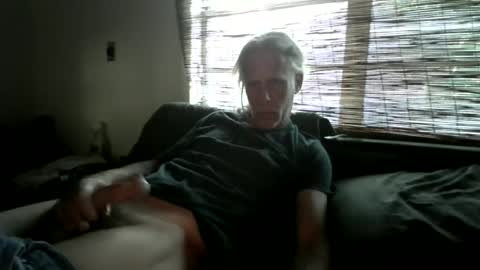 Snapshot of jizzmitten5 chatting on 16, 6, 2026 jizzmitten5 online show from 16, 6, 2026