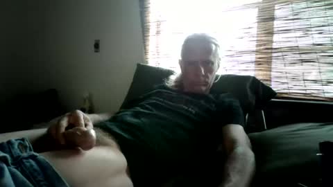 Snapshot of jizzmitten5 chatting on 21, 6, 2026 jizzmitten5 online show from 21, 6, 2026
