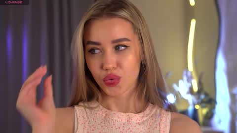 Jenny online show from 19, 11, 2025