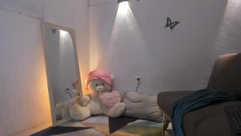 Snapshot of jjessamond chatting on 11, 5, 2026 jessy online show from 11, 5, 2026