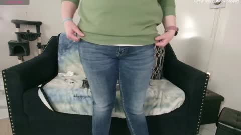 Snapshot of jjjust4fun1985 chatting on 28, 12, 2024 Nicole Allen online show from 28, 12, 2024