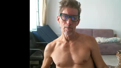 Snapshot of jlmbud chatting on 19, 6, 2026 jlmbud online show from 19, 6, 2026