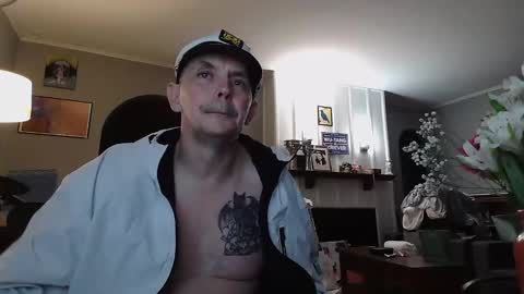 Snapshot of jmo0209 chatting on 25, 10, 2025 jmo0209 online show from 25, 10, 2025