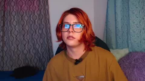 Snapshot of jnick_21 chatting on 7, 11, 2025 Nick online show from 7, 11, 2025