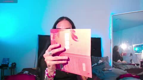 Joa Isaza     online show from 18, 2, 2026