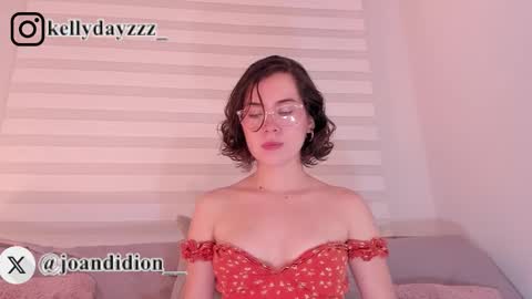 Snapshot of joan_didion chatting on 26, 11, 2025 Joan Didion online show from 26, 11, 2025