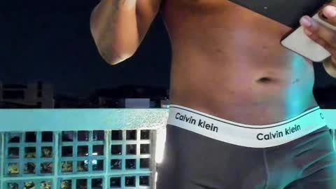 JOAN SAENZ online show from 23, 1, 2025