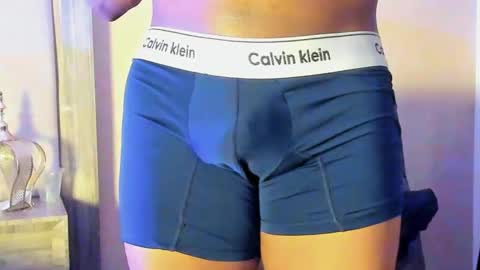 JOAN SAENZ online show from 7, 2, 2025