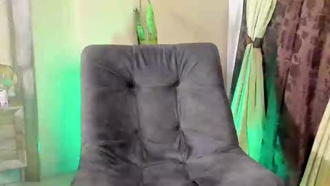 JOAN SAENZ online show from 21, 2, 2025