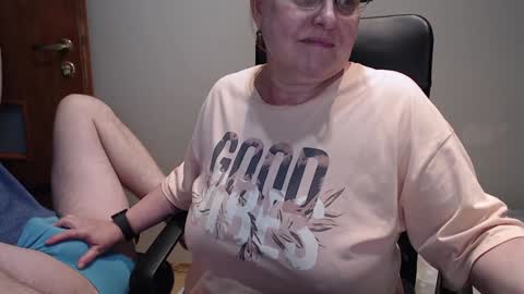 Joanna and Greg online show from 9, 1, 2025