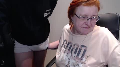 Joanna and Greg online show from 2, 3, 2025