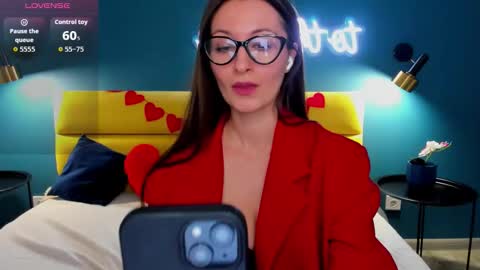 Joan online show from 14, 2, 2026