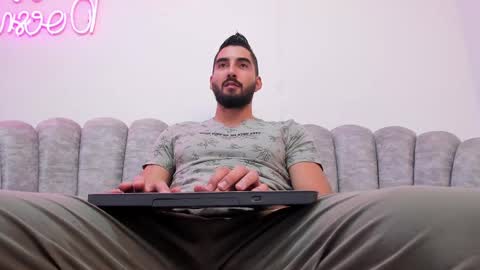 Snapshot of joao_batista_team chatting on 25, 2, 2025 JOAO BATISTA online show from 25, 2, 2025