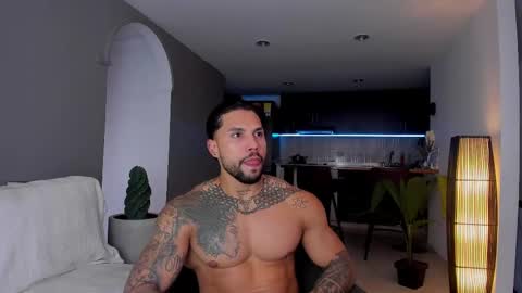 joe_esthetic online show from 4, 3, 2025