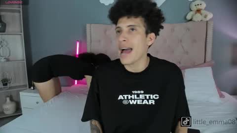 Emma  Joe online show from 21, 10, 2025