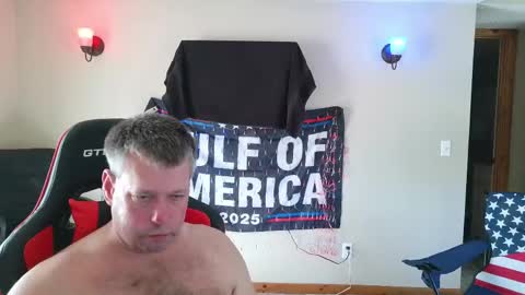 joejoe__ online show from 17, 4, 2026