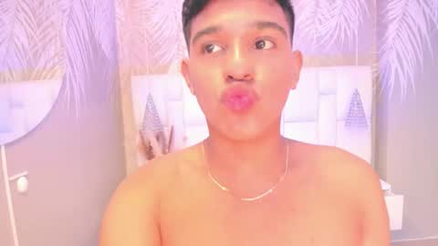 Snapshot of joel_tyler_ chatting on 25, 11, 2025 Joel online show from 25, 11, 2025