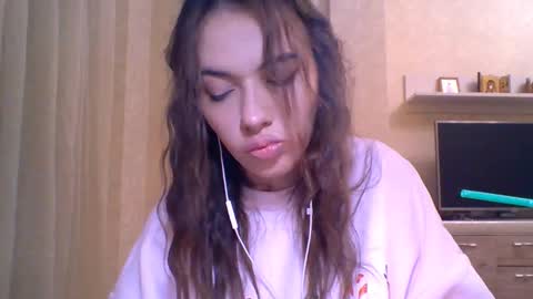 Jennifer online show from 19, 12, 2025