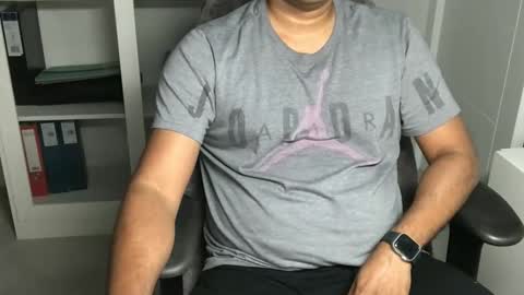 joeshades21 online show from 28, 10, 2025