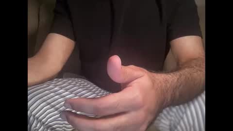 Snapshot of joeysexy15 chatting on 26, 4, 2026 Faisal online show from 26, 4, 2026