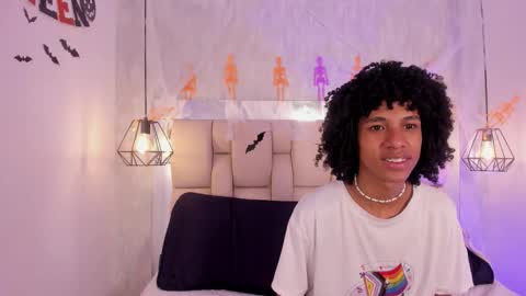 Snapshot of johan_gz_ chatting on 22, 10, 2025 Johan online show from 22, 10, 2025