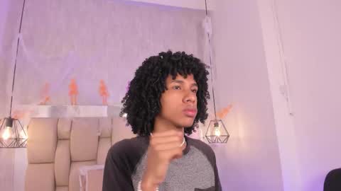 Snapshot of johan_gz_ chatting on 28, 10, 2025 Johan online show from 28, 10, 2025