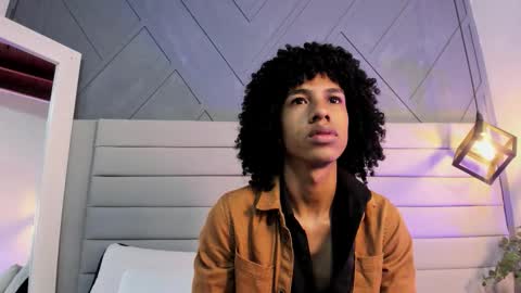 Snapshot of johan_gz_ chatting on 6, 11, 2025 Johan online show from 6, 11, 2025