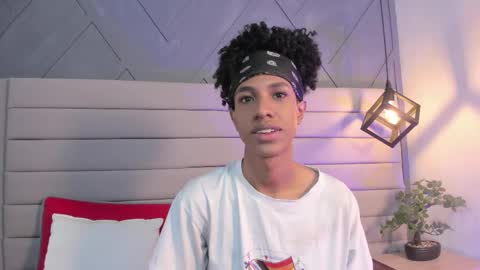 Snapshot of johan_gz_ chatting on 7, 11, 2025 Johan online show from 7, 11, 2025