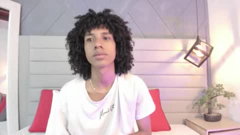 Snapshot of johan_gz_ chatting on 11, 11, 2025 Johan online show from 11, 11, 2025