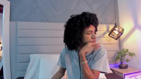 Snapshot of johan_gz_ chatting on 26, 11, 2025 Johan online show from 26, 11, 2025