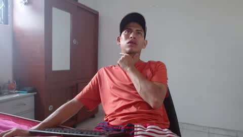 Snapshot of johan_kitten chatting on 19, 5, 2026 johan online show from 19, 5, 2026