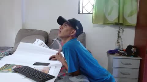Snapshot of johan_kitten chatting on 25, 5, 2026 johan online show from 25, 5, 2026