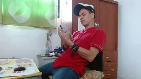 Snapshot of johan_kitten chatting on 27, 5, 2026 johan online show from 27, 5, 2026