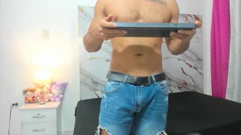 Snapshot of johan_miller1 chatting on 30, 10, 2025 johan online show from 30, 10, 2025